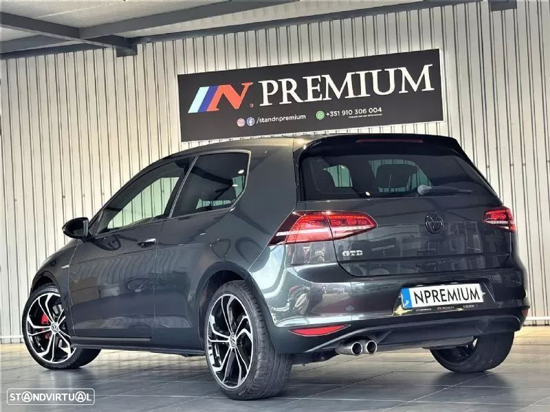 VW Golf - 6