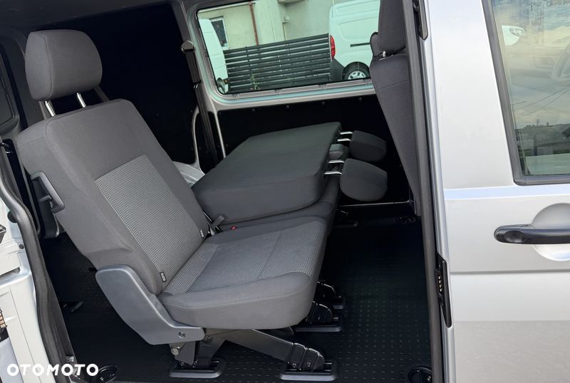 Volkswagen Transporter Kombi L1H1 4Motion - 25