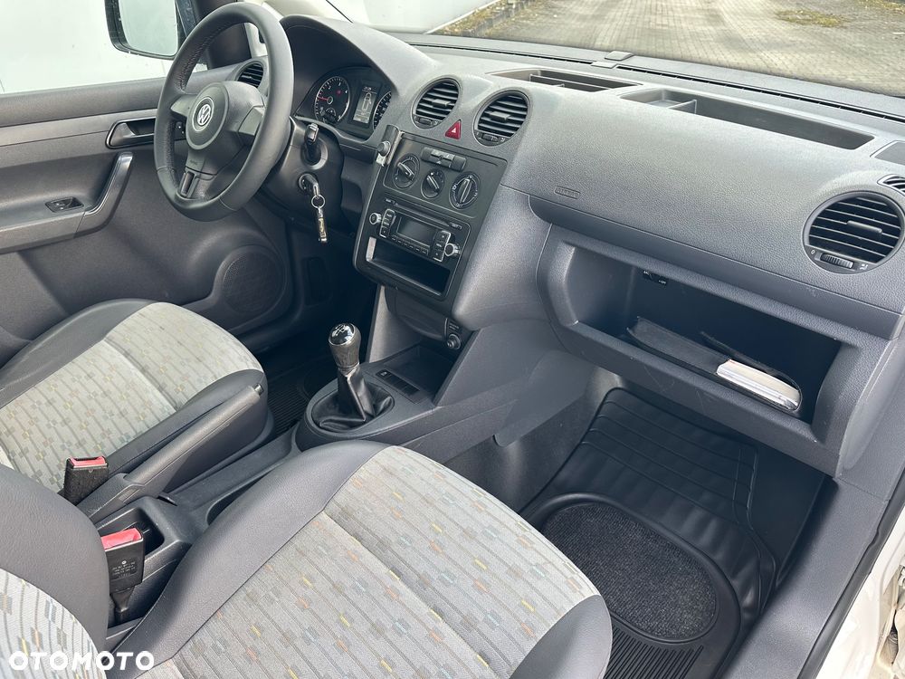 Volkswagen Caddy - 14