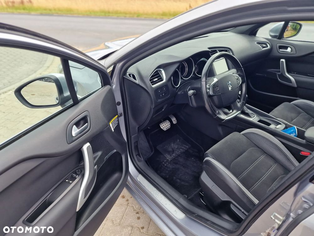 DS Automobiles DS 4 - 18
