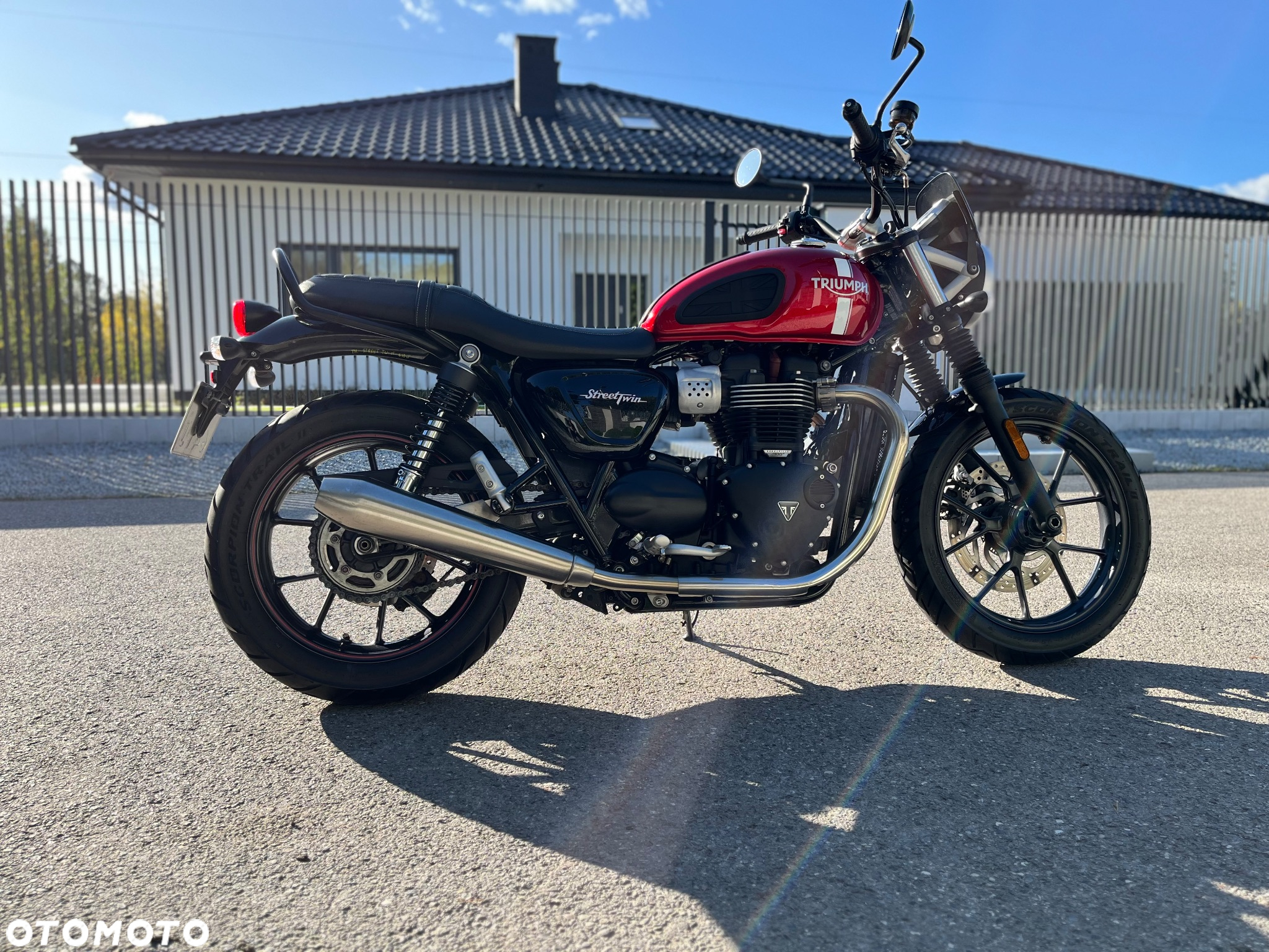Triumph Street Twin - 4