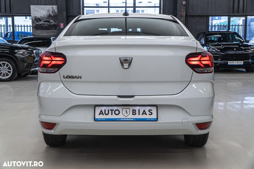 Dacia Logan TCe 90 MT6 Prestige - 26
