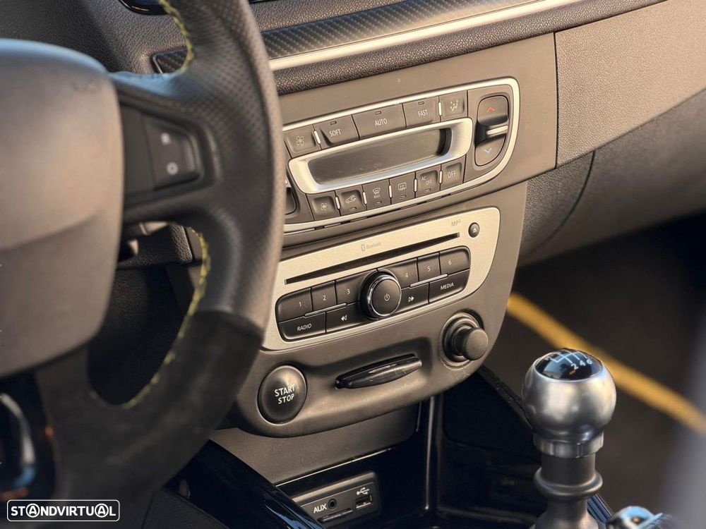 Renault Mégane Coupe 2.0 T RS - 9