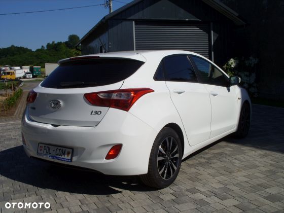 Hyundai i30 1.4 Classic + - 4