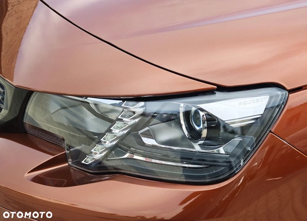 Peugeot Rifter 1.2 PureTech Allure S&S - 11