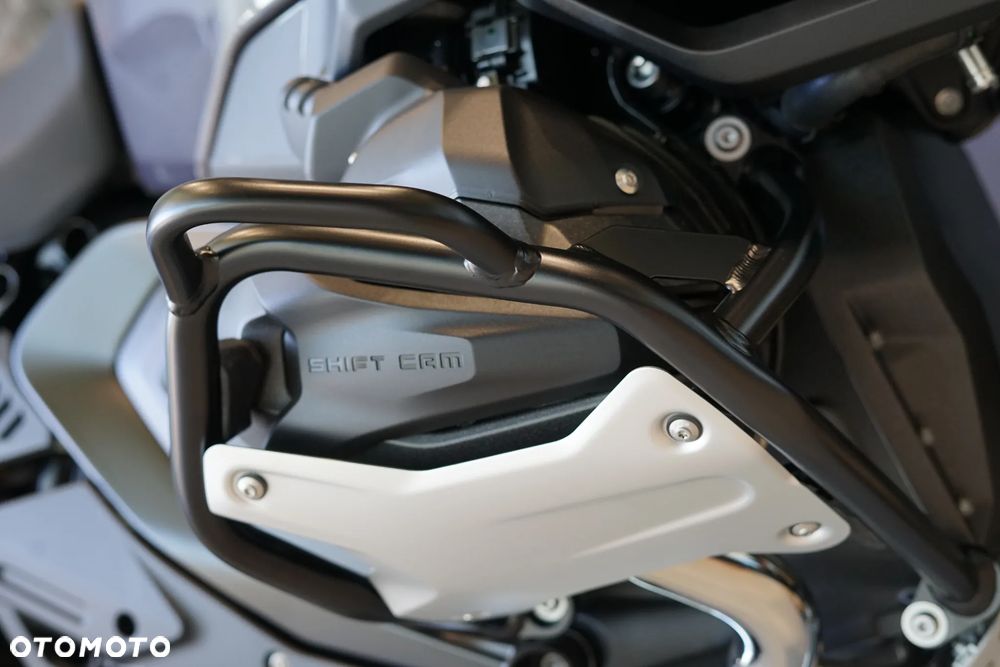 BMW R - 19