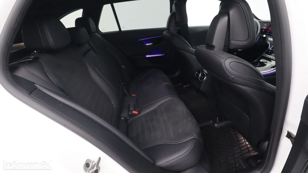 Mercedes-Benz C 300 d AMG Line - 28