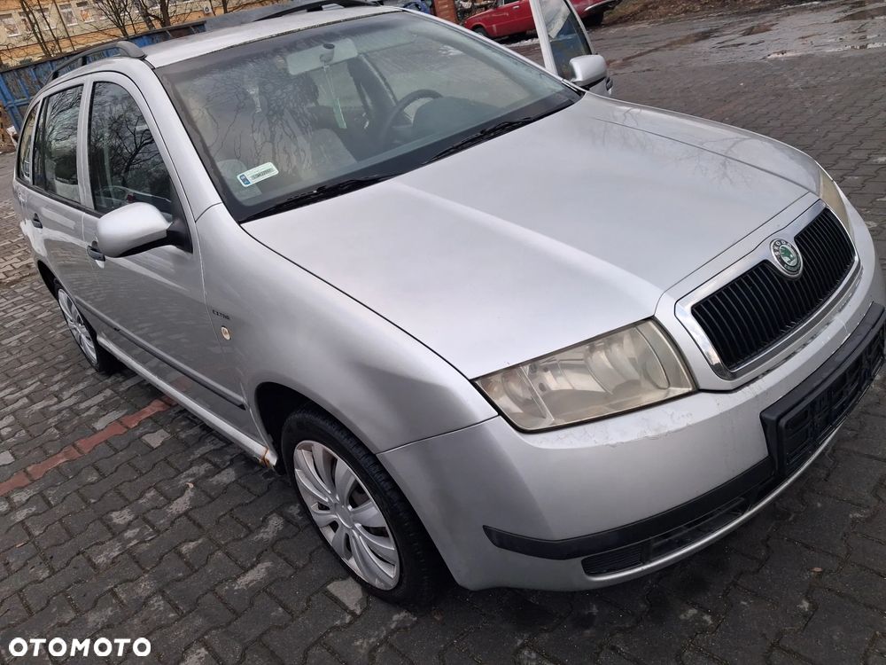 Przód kompletny Skoda Fabia 1 I 99-08 kolor 2102 srebrny maska zderzak lampa wzmocnienie czołowe grill atrapa EUROPA do założenia po dzwonie - 3