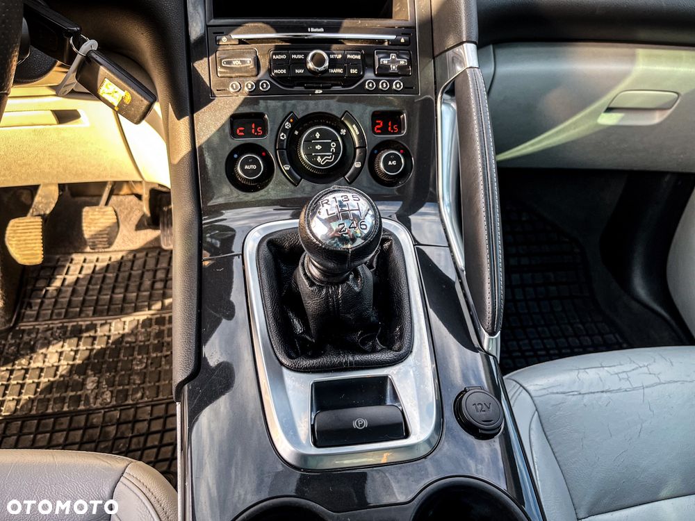 Peugeot 3008 HDi 150 Business-Line - 30