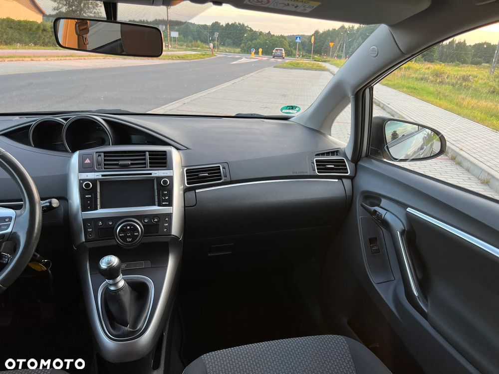 Toyota Verso 2.0 D-4D Sol - 13