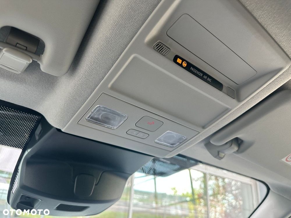 Volkswagen Transporter Transporter Furgon silnik: 2,0 l TDI 150 KM / skrzynia biegów: 8-biegowa automatyczna rozstaw osi: 3500 mm - 22