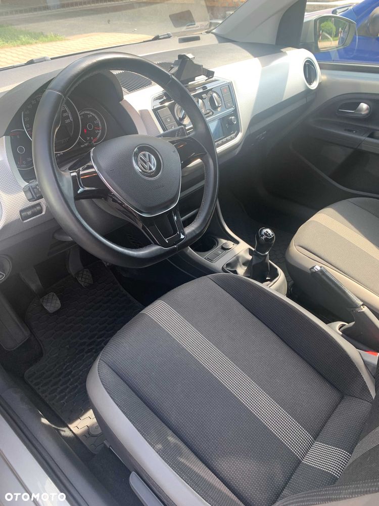 Volkswagen up! - 4