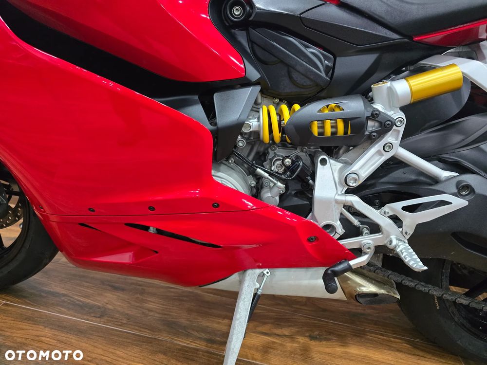 Ducati Panigale 899 - 15