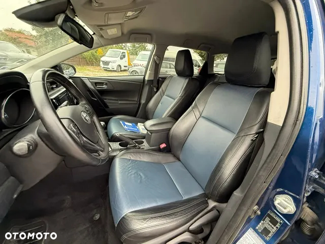 Toyota Auris 1.6 D-4D Design Edition - 20