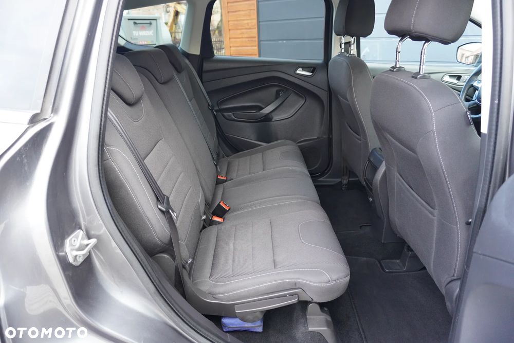 Ford Kuga 2.0 TDCi 4x4 Titanium - 11