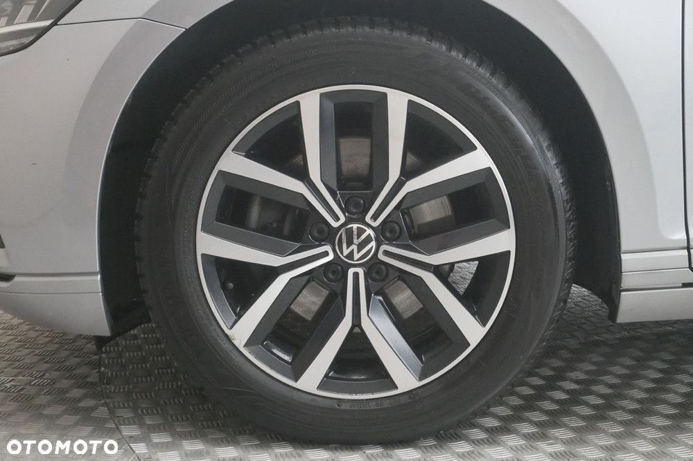 Volkswagen Passat Variant 2.0 TDI Business DSG - 14