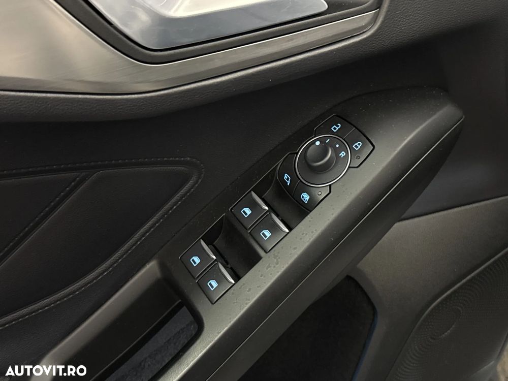 Ford Focus - 15