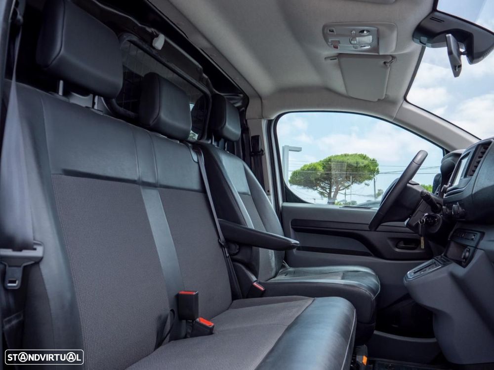 Opel Vivaro - 21