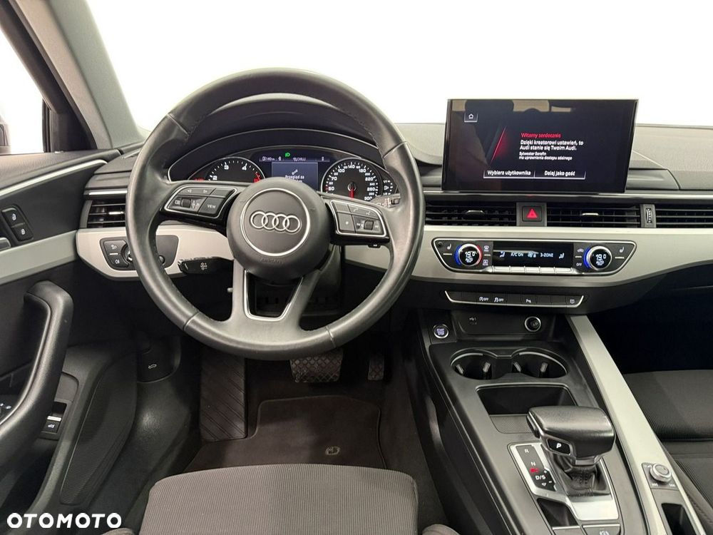 Audi A4 Avant - 10