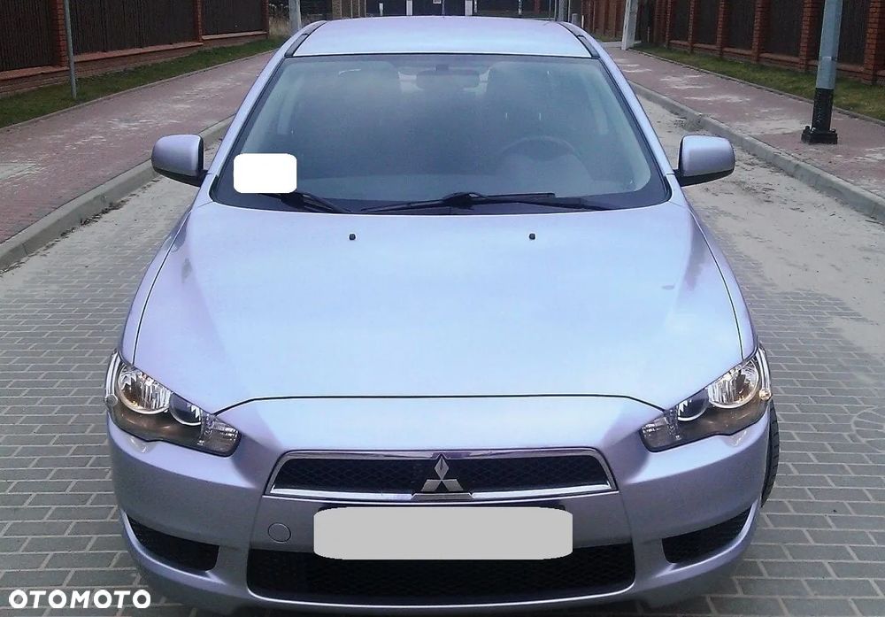 Mitsubishi Lancer