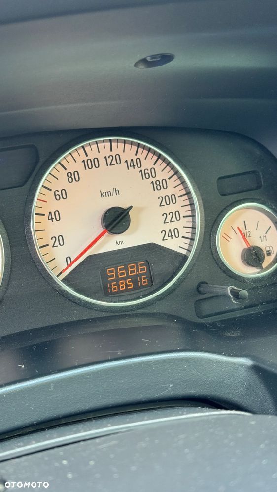 Opel Zafira - 14