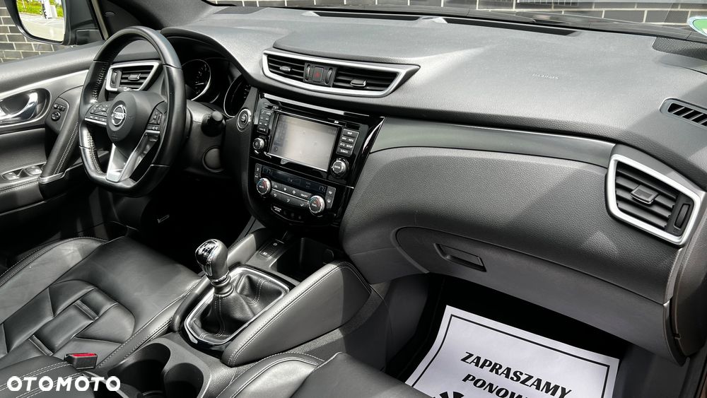 Nissan Qashqai 1.6 DIG-T Tekna+ - 31