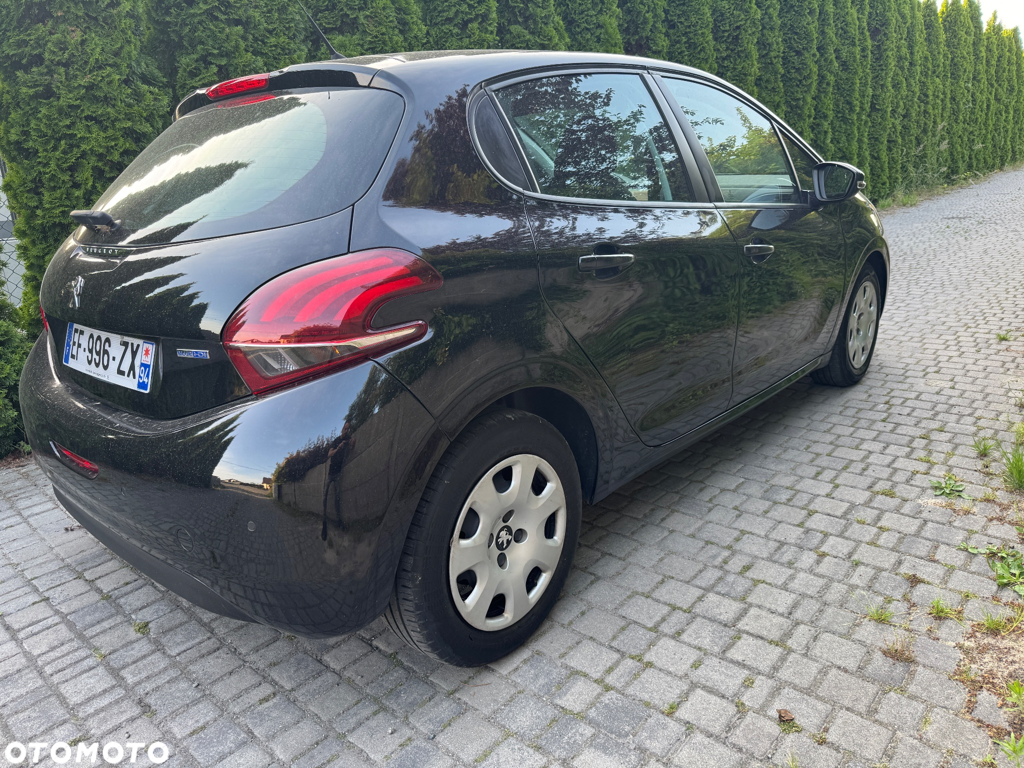 Peugeot 208 1.6 BlueHDi Active - 4