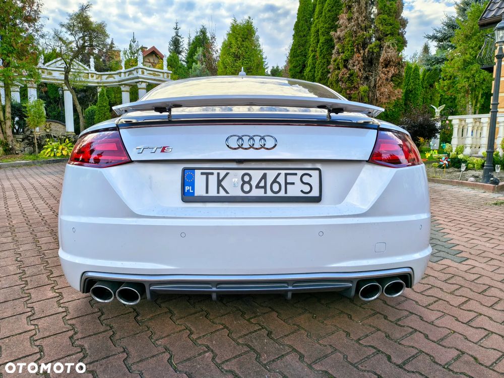 Audi TT S Coupé - 23