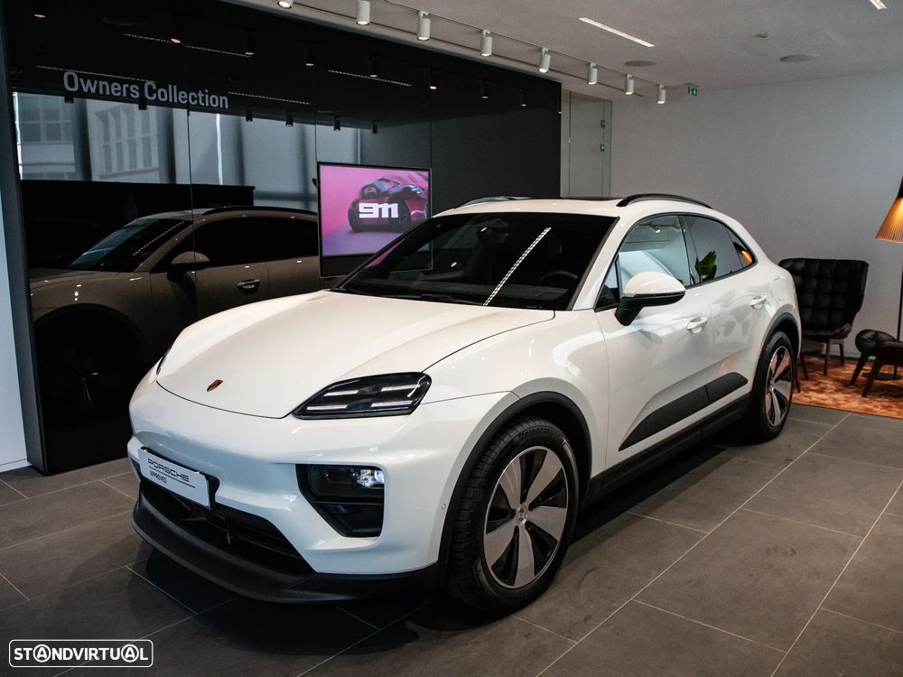 Porsche Macan Electric - 4