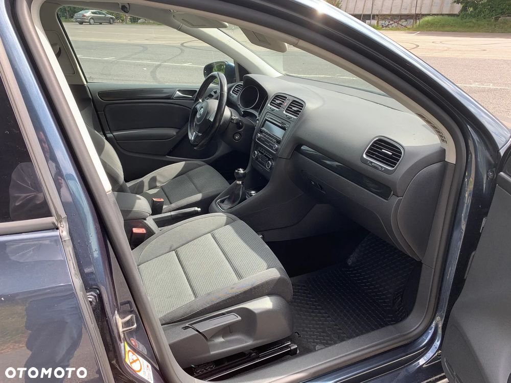 Volkswagen Golf 2.0 TDI Comfortline - 13