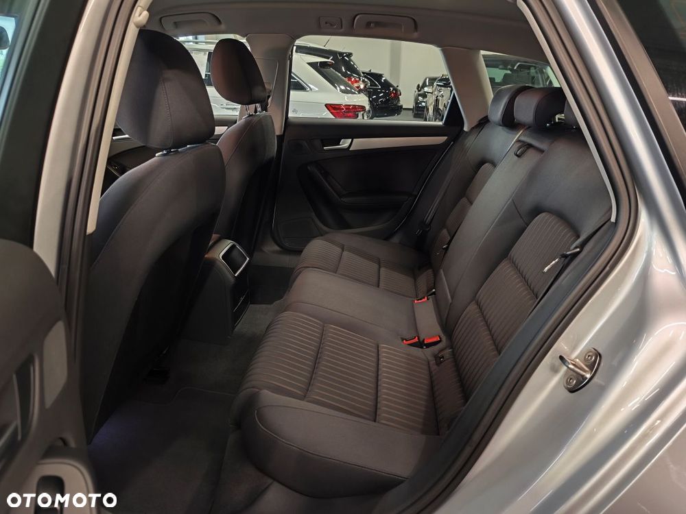 Audi A4 Avant - 8