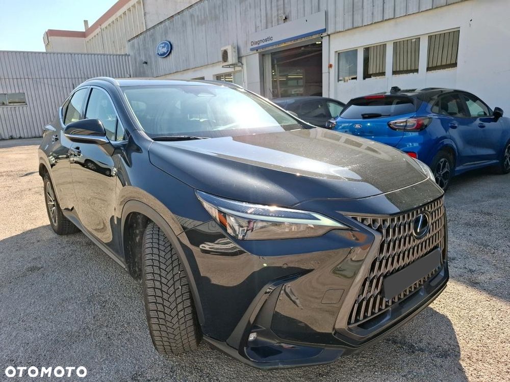 Lexus NX - 2