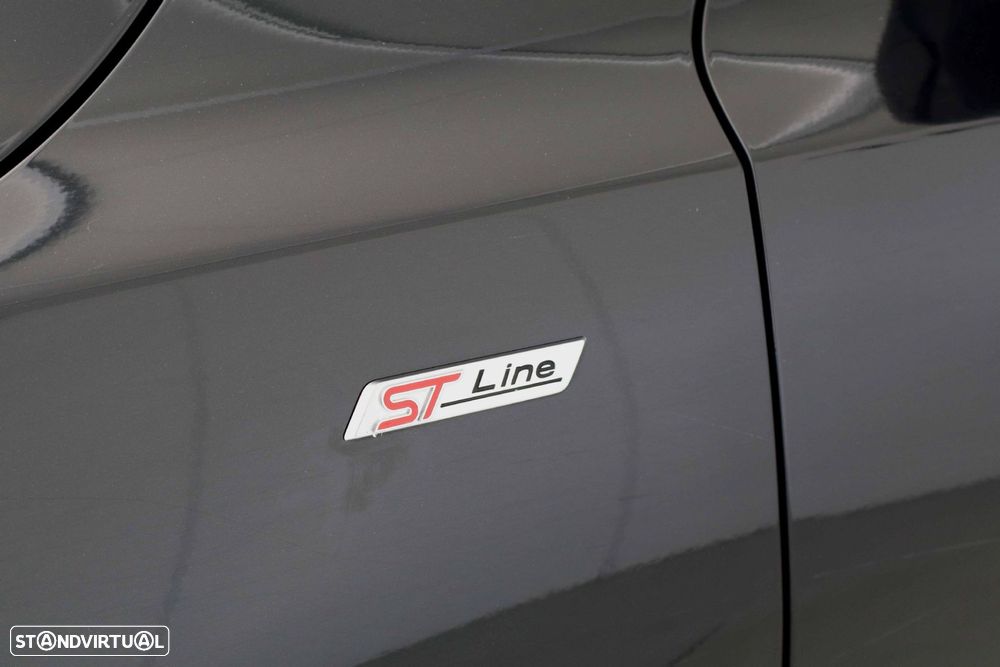 Ford Focus 1.0 EcoBoost MHEV ST-Line - 40