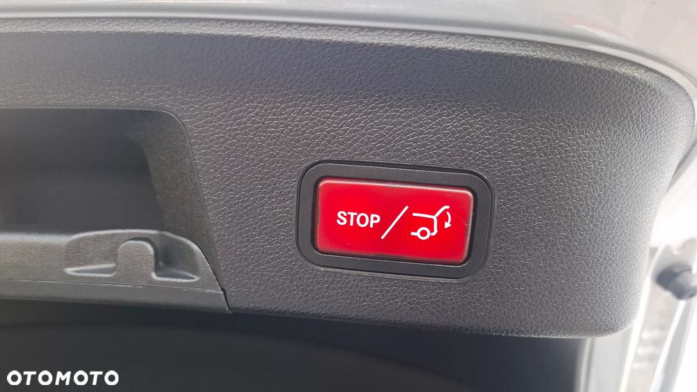 Mercedes-Benz GLE - 16