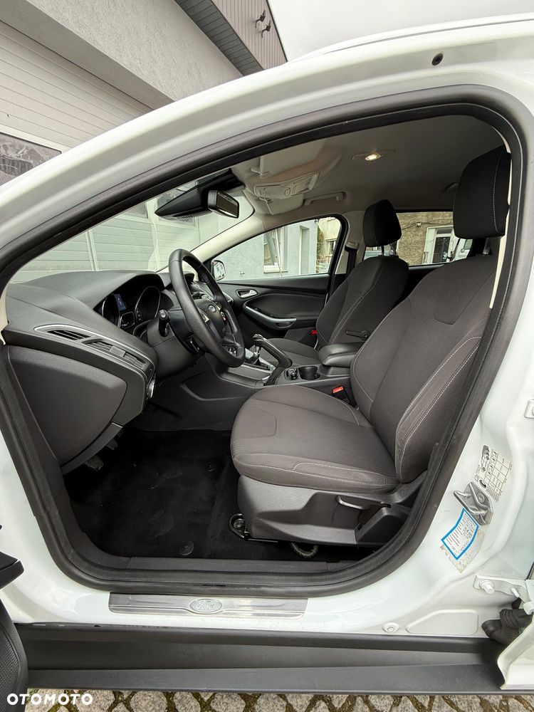 Ford Focus 1.6 TDCi DPF Start-Stopp-System Titanium - 8