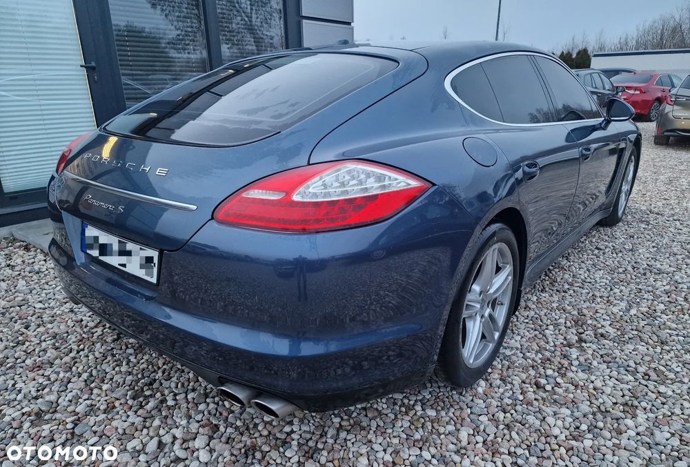 Porsche Panamera - 7