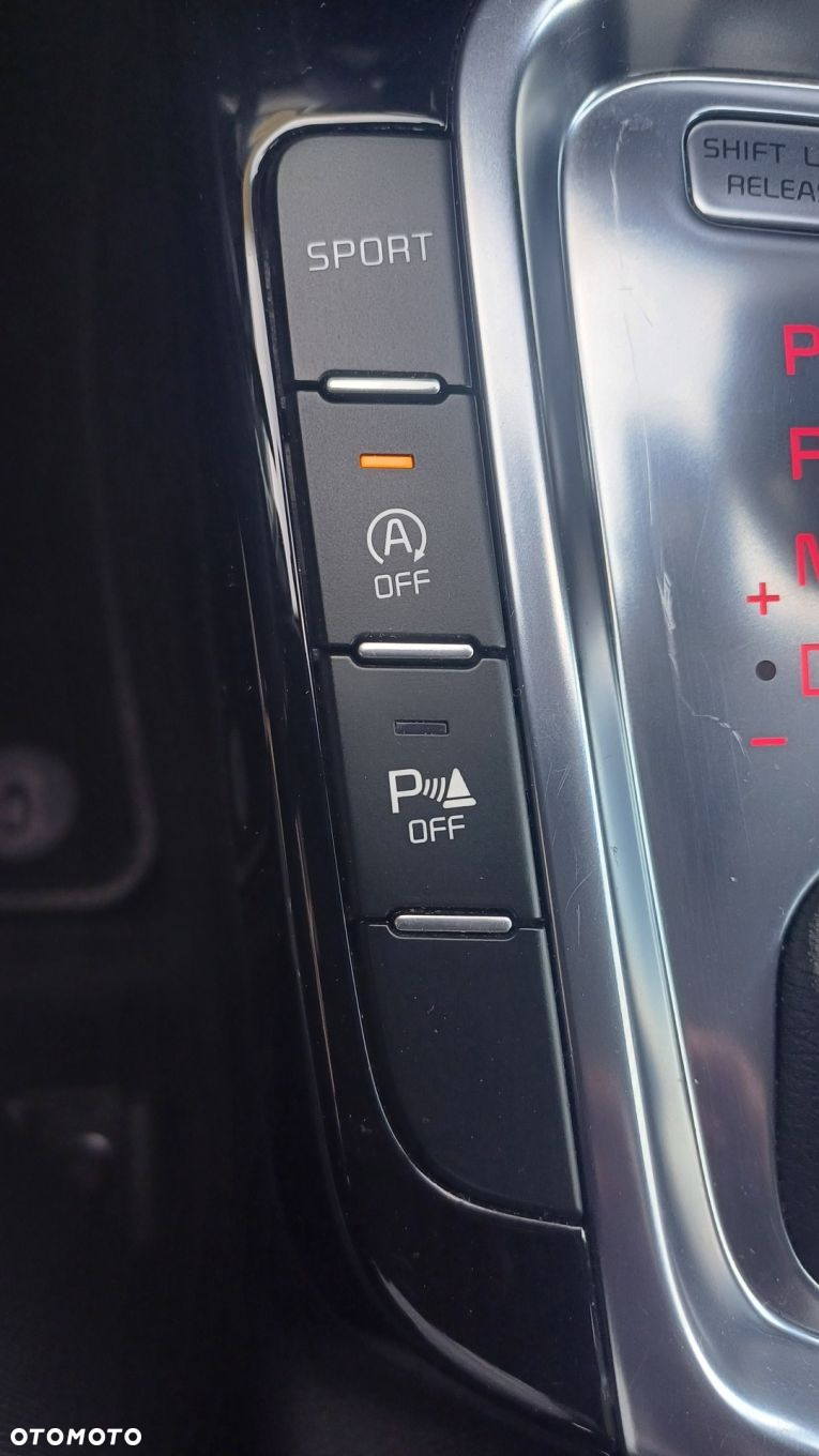 Kia Ceed 1.4 T-GDI L DCT - 17