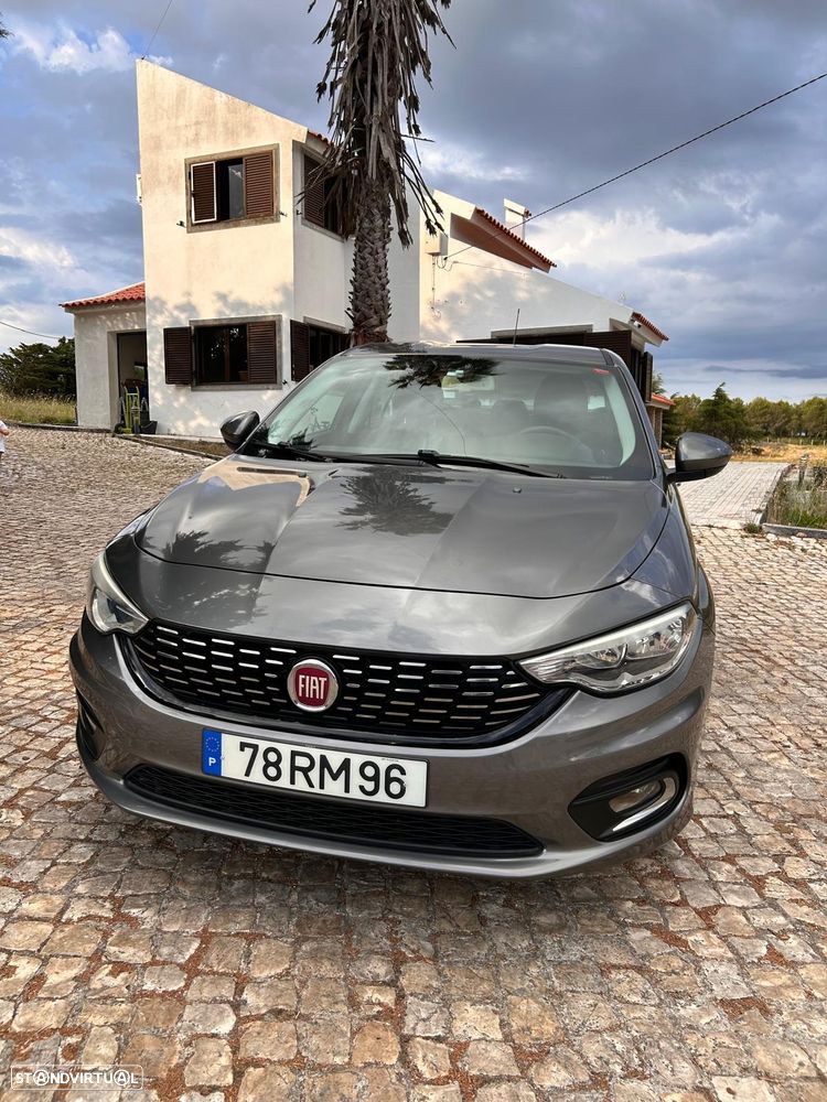 Fiat Tipo 1.3 M-Jet Easy - 1