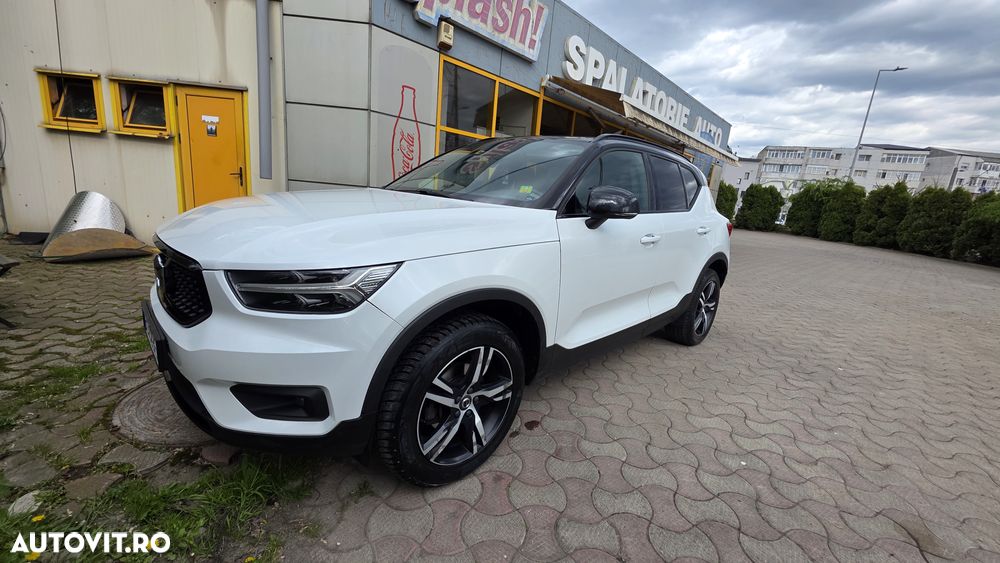 Volvo XC 40 T3 - 32