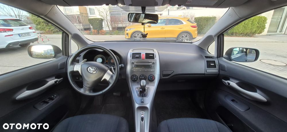 Toyota Auris 1.6 VVT-i Luna MM - 6