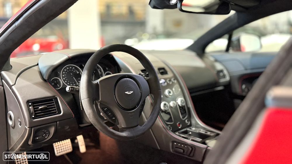 Aston Martin Vantage Coupe V12 S Sportshift 3 - 12