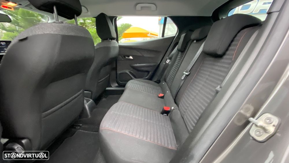 Peugeot 2008 1.5 BlueHDi Active Pack - 22