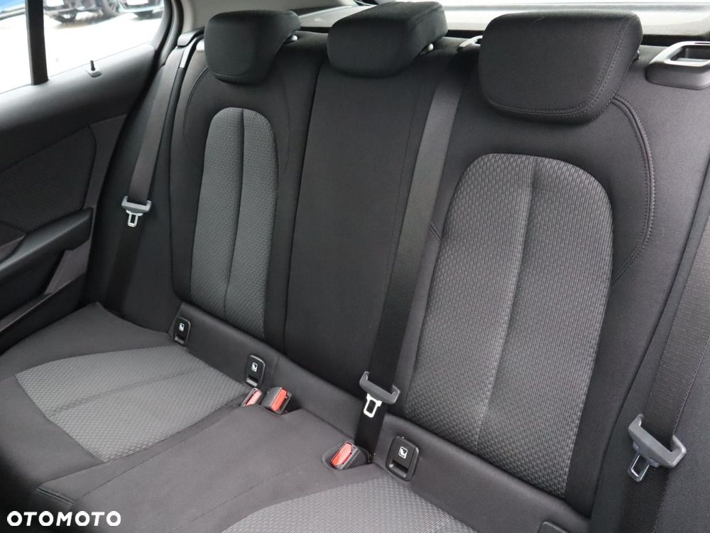 BMW Seria 1 118i Advantage - 9