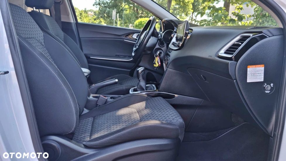 Kia Ceed 1.6 CRDi mHEV L Business Line - 16