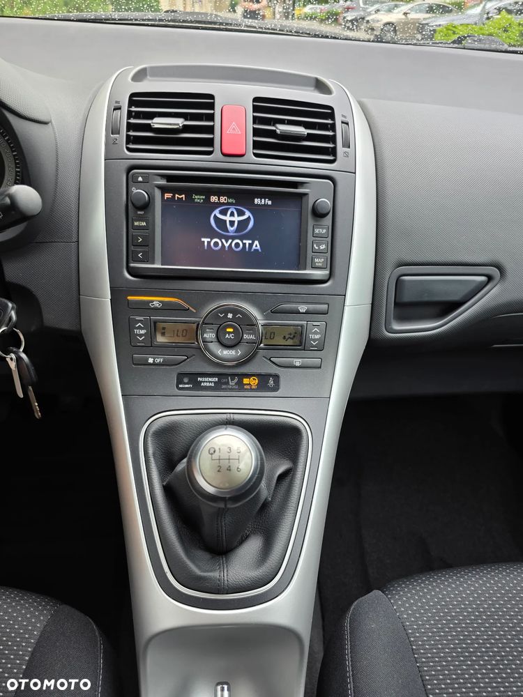 Toyota Auris 1.6 Valvematic START Edition - 30