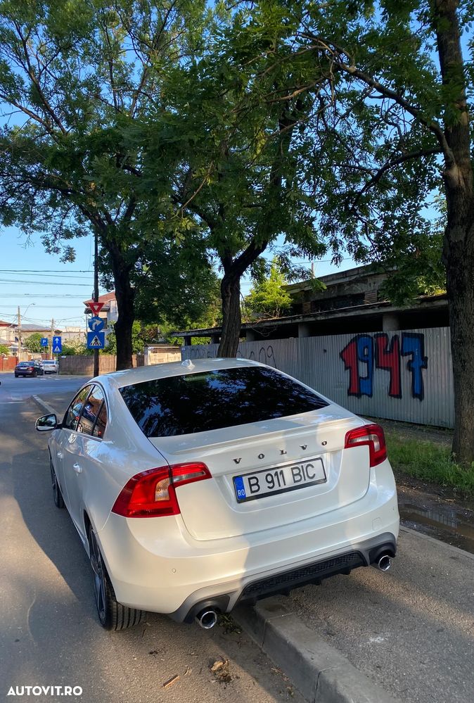 Volvo S60 D4 VEA Start-Stop R-Design - 3