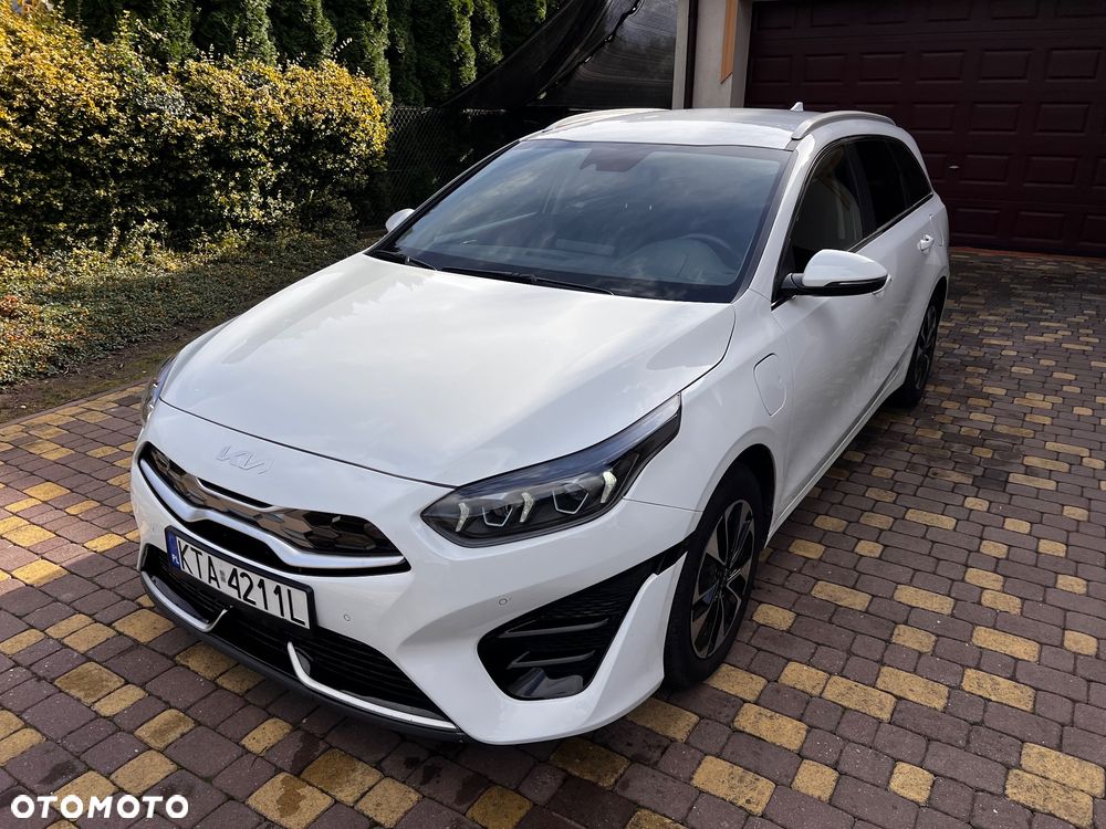 Kia Ceed SW 1.6 GDI DCT OPF Plug-in-Hybrid Inspiration - 3