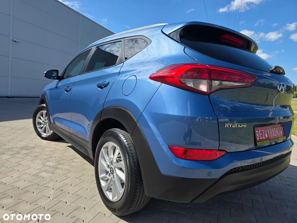 Hyundai Tucson blue 1.6 GDi 2WD Navi - 19