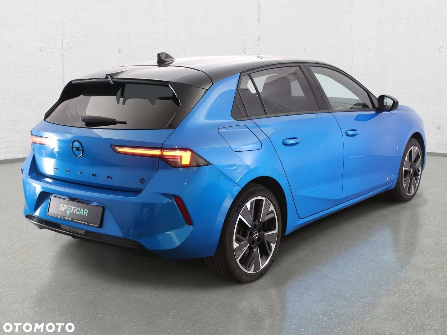 Opel Astra - 8