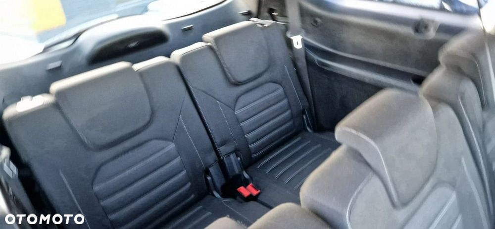 Ford Galaxy - 34